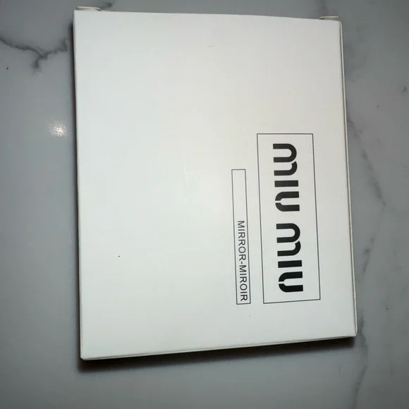 New Miu Miu Blue Quilted Mirror - Picture 8 of 9